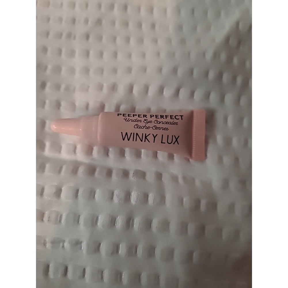 Winky Lux Peeper Perfect - Shade: Medium - 0.05 OZ.